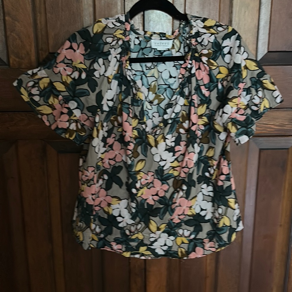 Velvet by Graham and Spencer cotton blouse.  Size medium